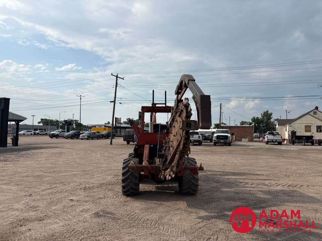 Image of Ditch Witch 7610 equipment image 4