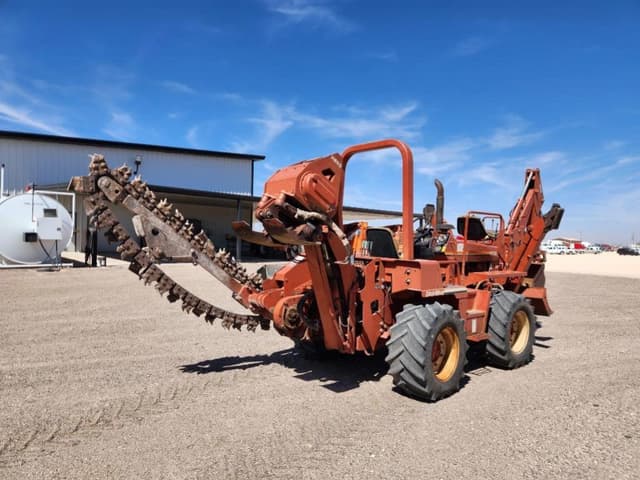 Image of Ditch Witch 8020 equipment image 4