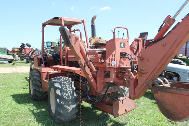 Image of Ditch Witch 8020 equipment image 1