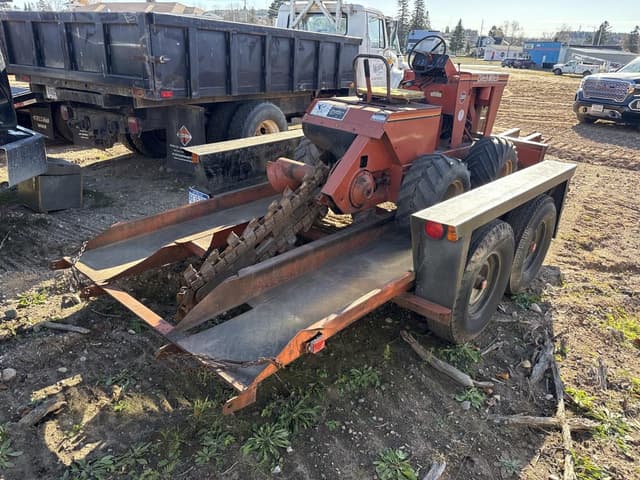 Image of Ditch Witch 20J equipment image 2