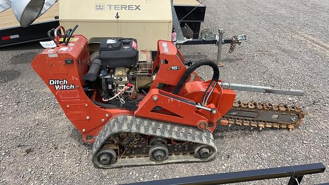 Image of Ditch Witch C16X equipment image 2