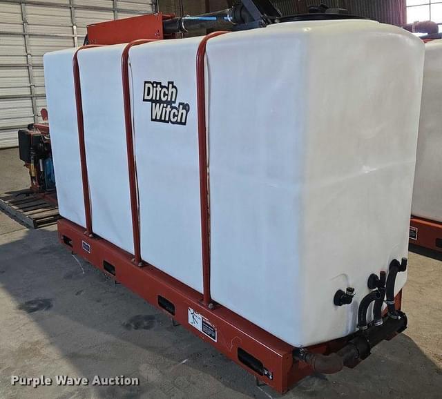 Image of Ditch Witch FM13V  equipment image 4