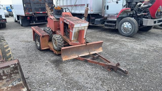 Image of Ditch Witch J20D equipment image 1