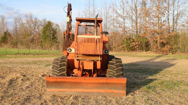 Image of Ditch Witch R100 equipment image 2