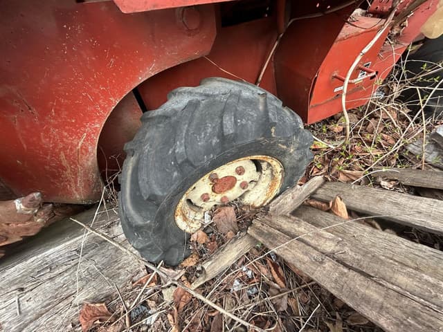 Image of Ditch Witch R40 equipment image 4