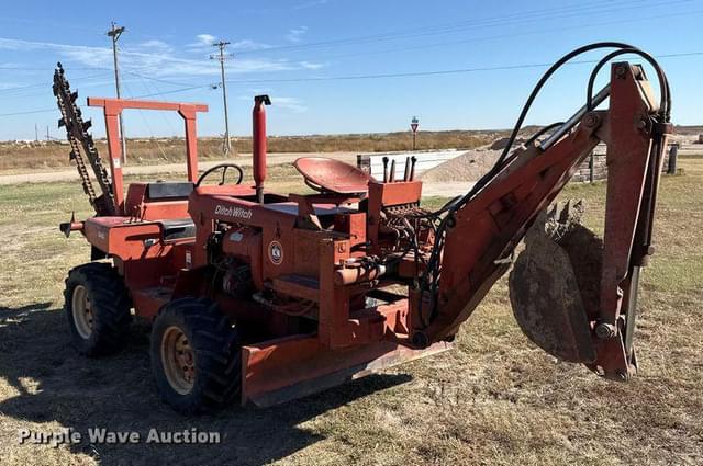 Image of Ditch Witch R40 equipment image 2