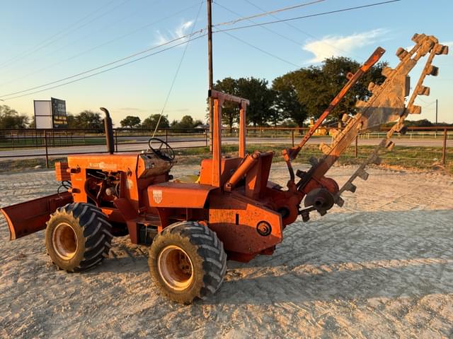 Image of Ditch Witch R40G equipment image 2