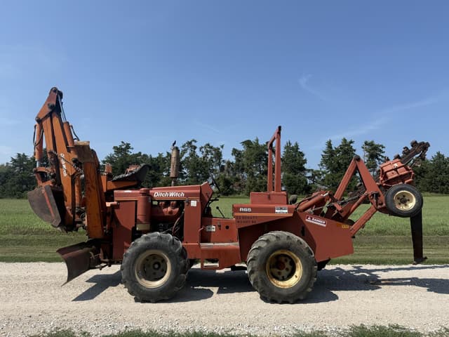 Image of Ditch Witch R65 equipment image 1