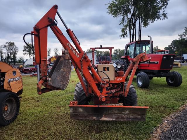 Image of Ditch Witch R65 equipment image 3
