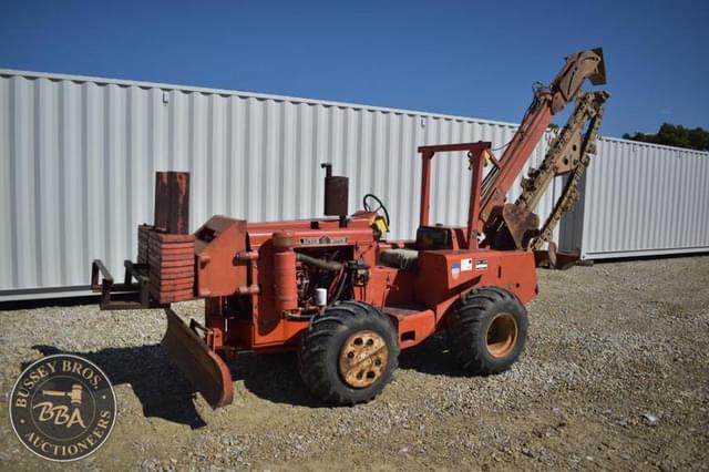 Image of Ditch Witch R65 equipment image 3