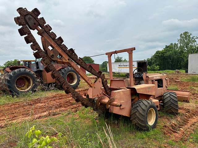 Image of Ditch Witch R65 equipment image 2