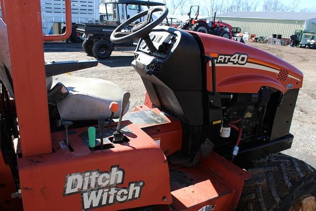 Image of Ditch Witch RT40 equipment image 3