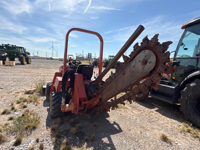 Image of Ditch Witch RT40 equipment image 3