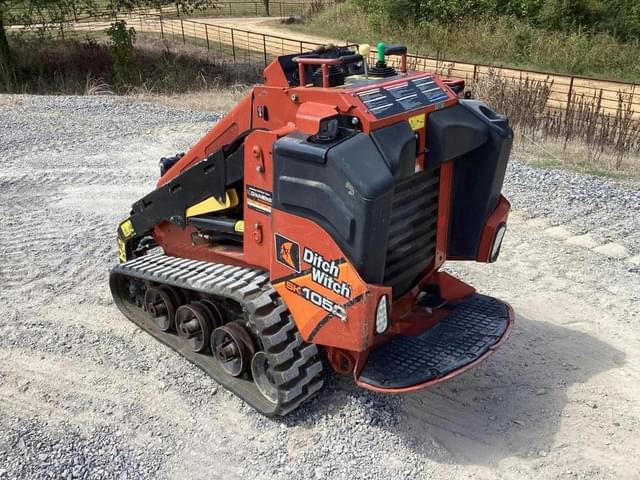 Image of Ditch Witch SK1050 equipment image 3