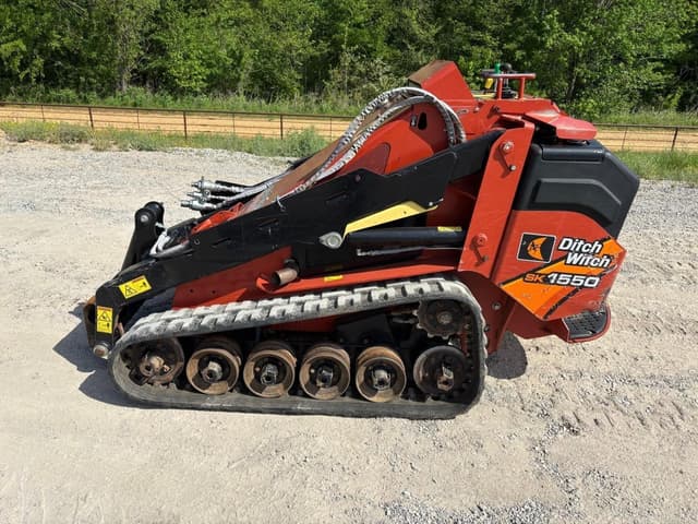 Image of Ditch Witch SK1550 equipment image 2