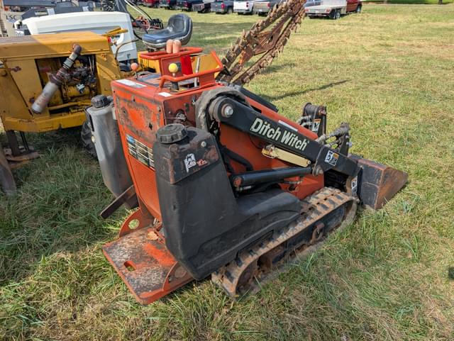 Image of Ditch Witch SK350 equipment image 1