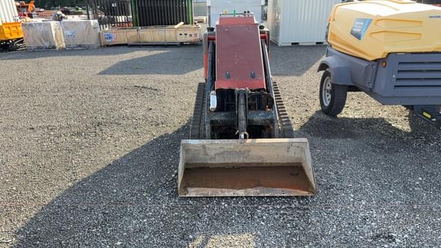 Image of Ditch Witch SK750 equipment image 1