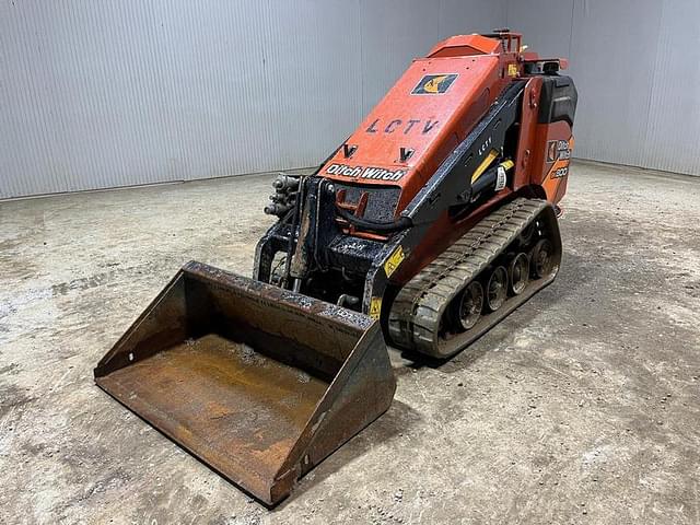 Image of Ditch Witch SK800 equipment image 1