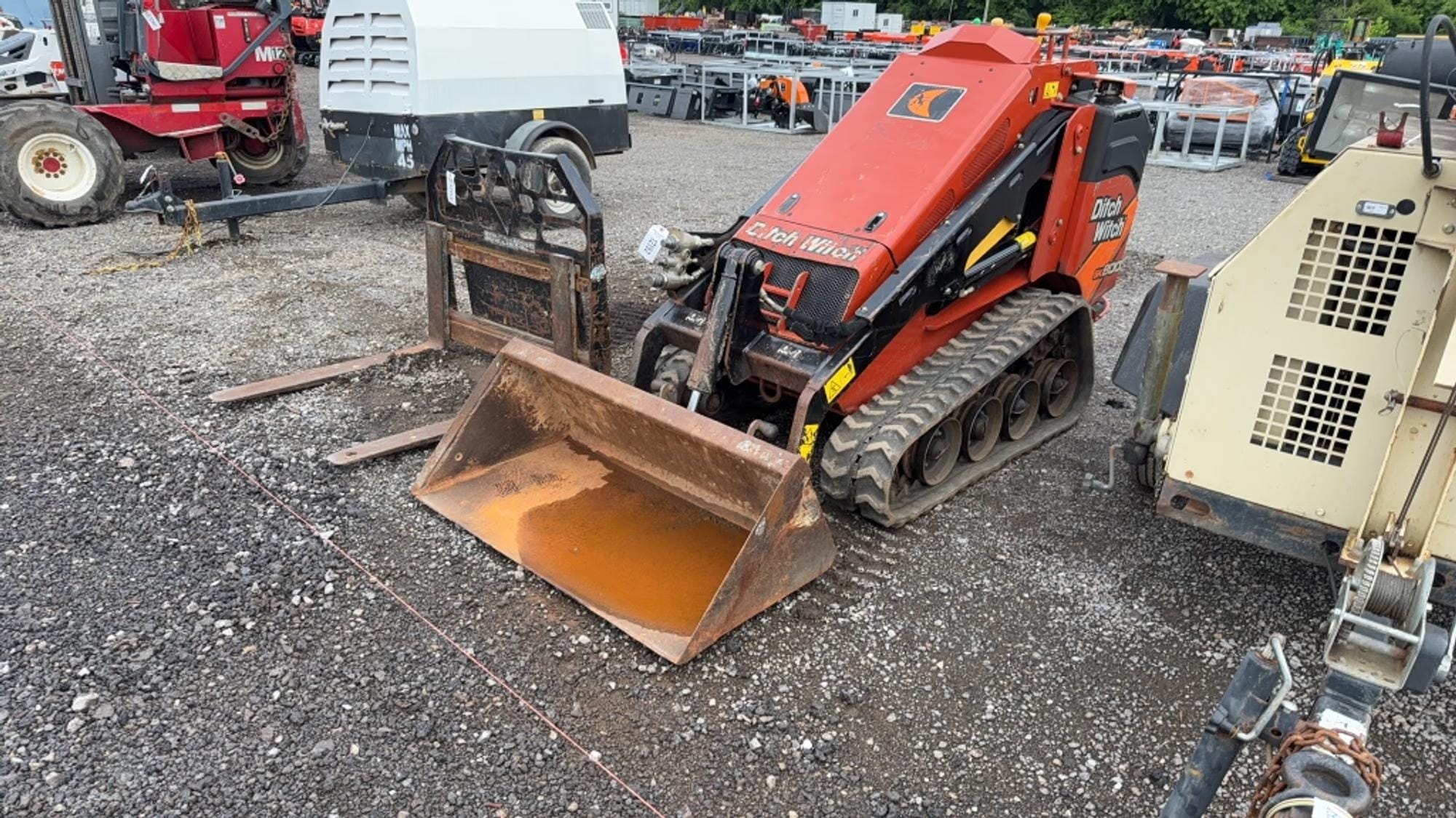 2021 Ditch Witch SK800 Equipment Image0