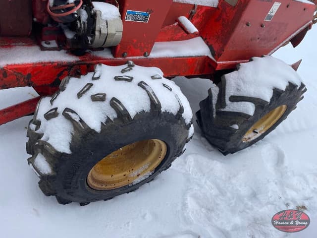 Image of Ditch Witch J20 equipment image 2