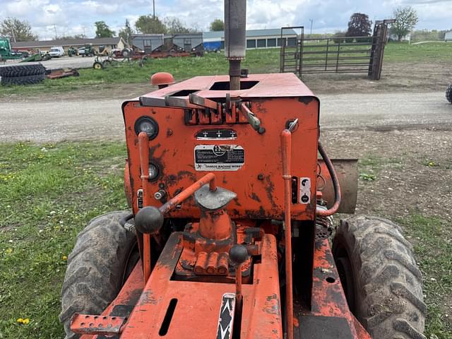 Image of Ditch Witch V30 equipment image 2