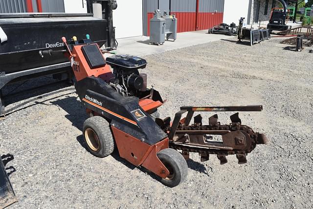Image of Ditch Witch 1010 equipment image 1