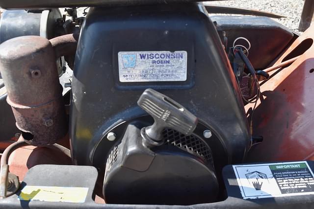 Image of Ditch Witch 1010 equipment image 4