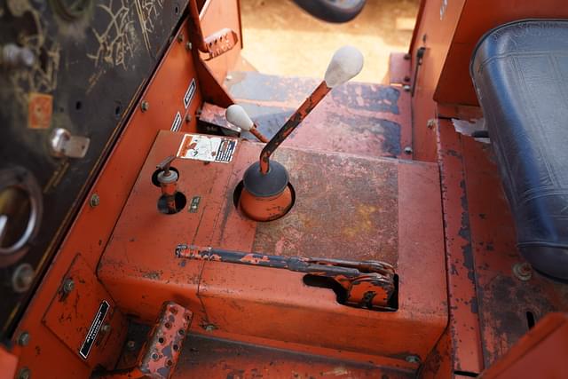 Image of Ditch Witch R100 equipment image 3