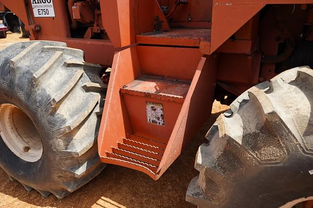 Image of Ditch Witch R100 equipment image 2