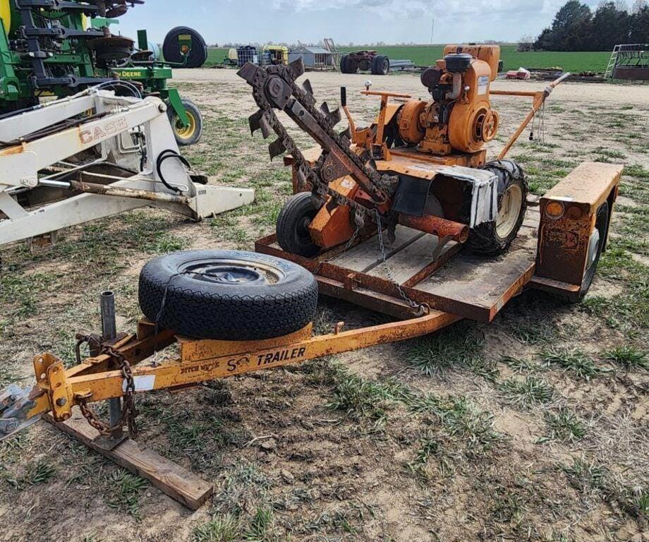 Main image Ditch Witch M422