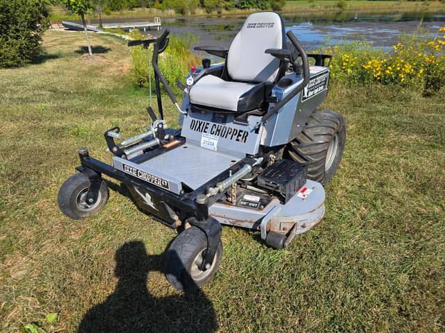 Image of Dixie Chopper LT2700 equipment image 1