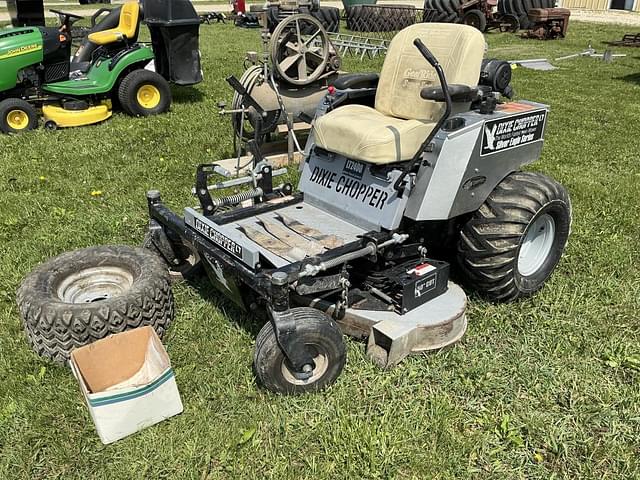 Image of Dixie Chopper LT2400 equipment image 1