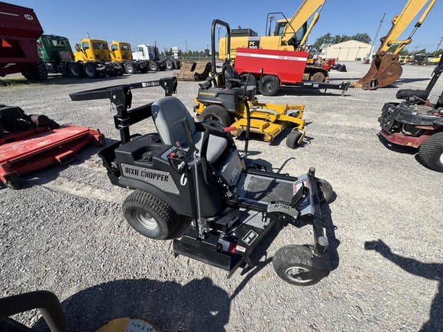 Image of Dixie Chopper Iron Eagle equipment image 3