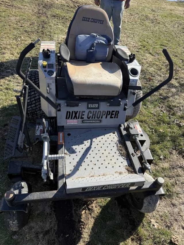Image of Dixie Chopper Silver Eagle equipment image 4