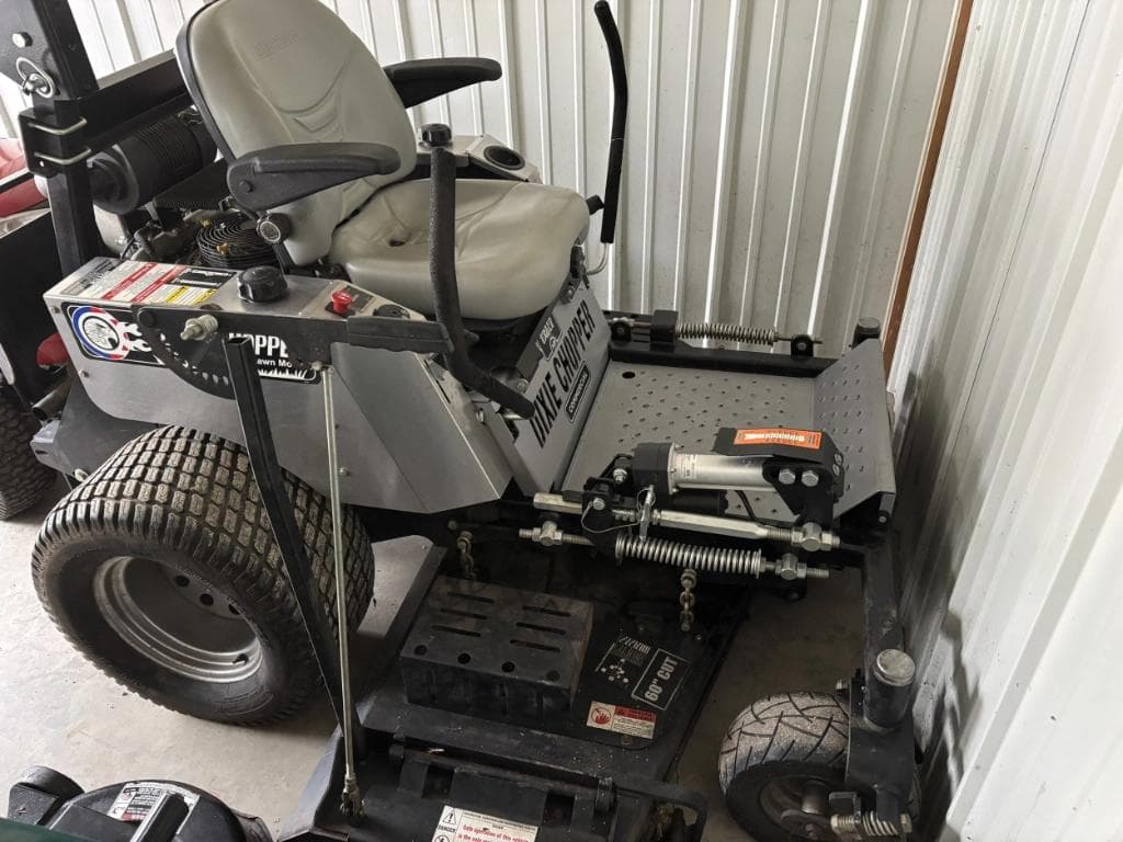 Image of Dixie Chopper Eagle HP Image 0