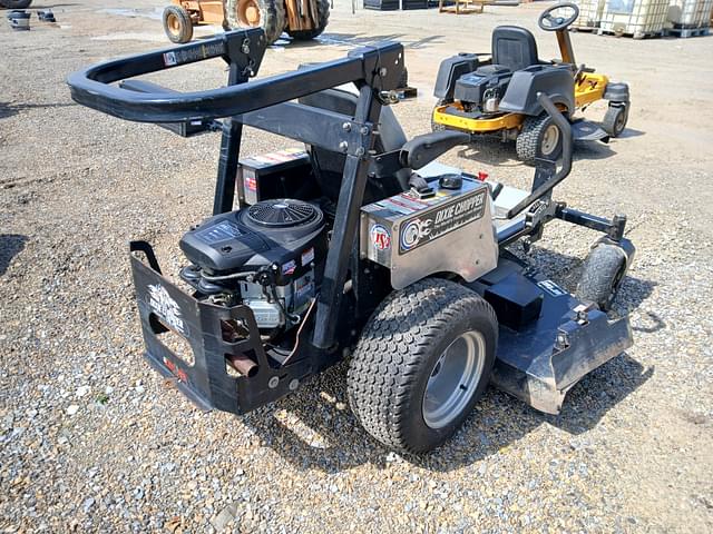 Image of Dixie Chopper Magnum equipment image 4