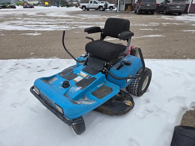 Image of Dixon ZTR 4423 equipment image 1