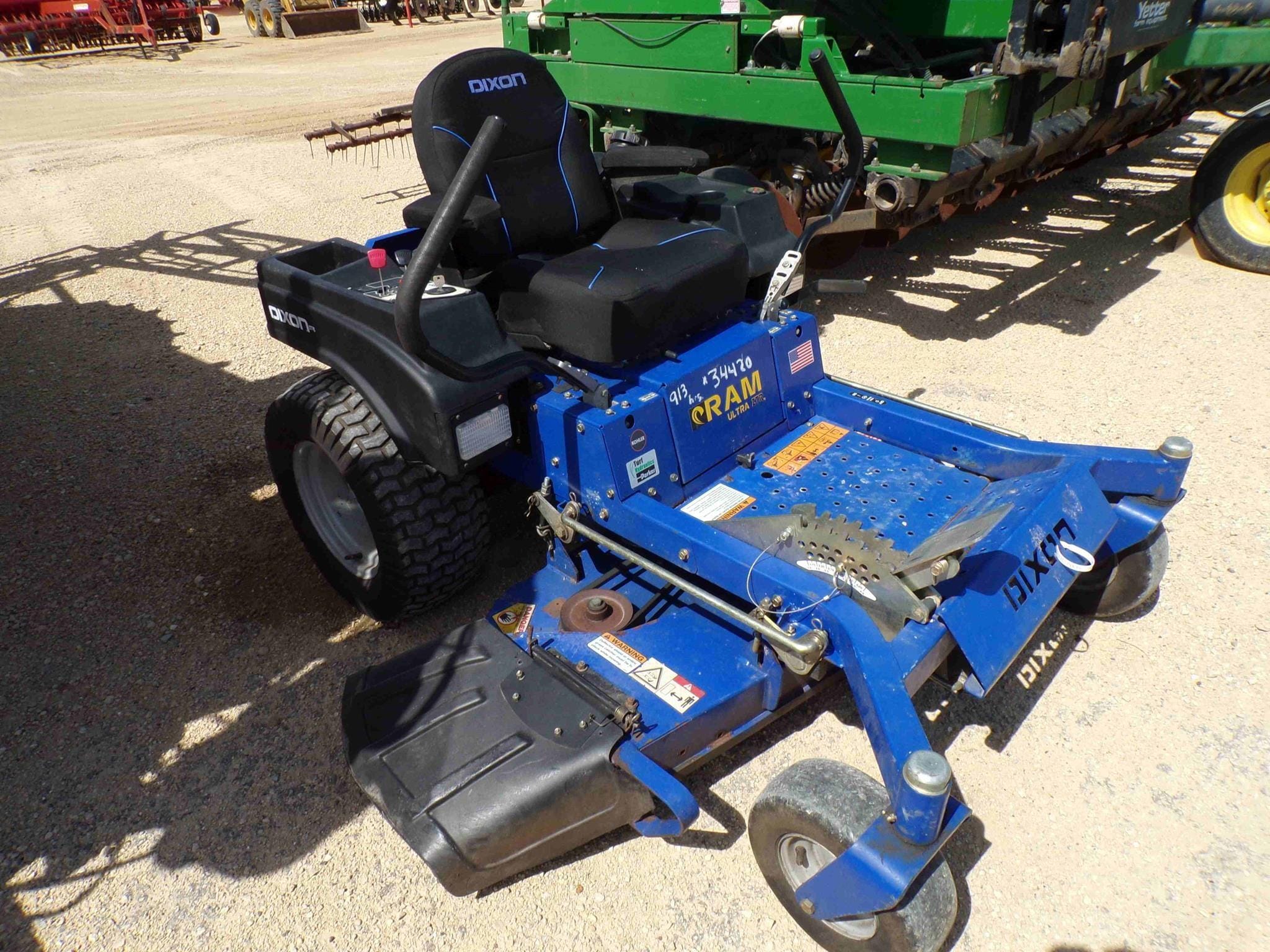 Dixon Ram Ultra ZTR Equipment Image0