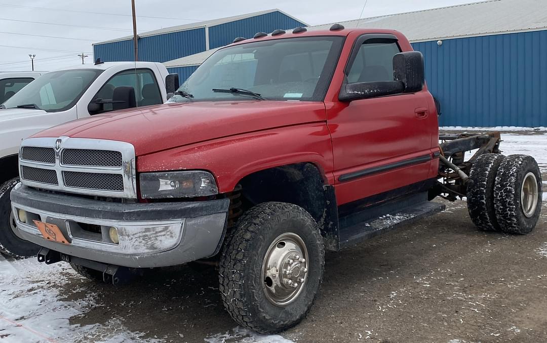 Image of Dodge Ram 3500 Primary image