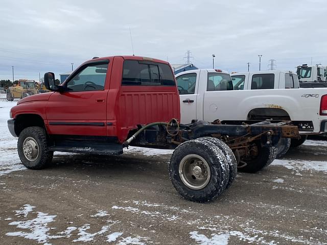 Image of Dodge Ram 3500 equipment image 4