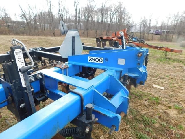 Image of DMI 2500 equipment image 3