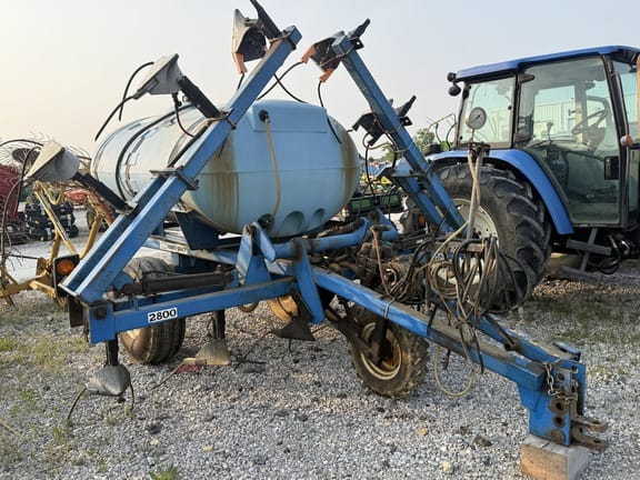 DMI 2800 Equipment Image0