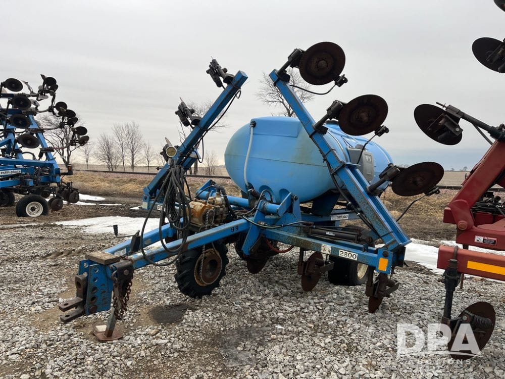 DMI 2800 Equipment Image0