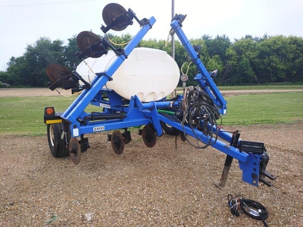 DMI 2800 Equipment Image0