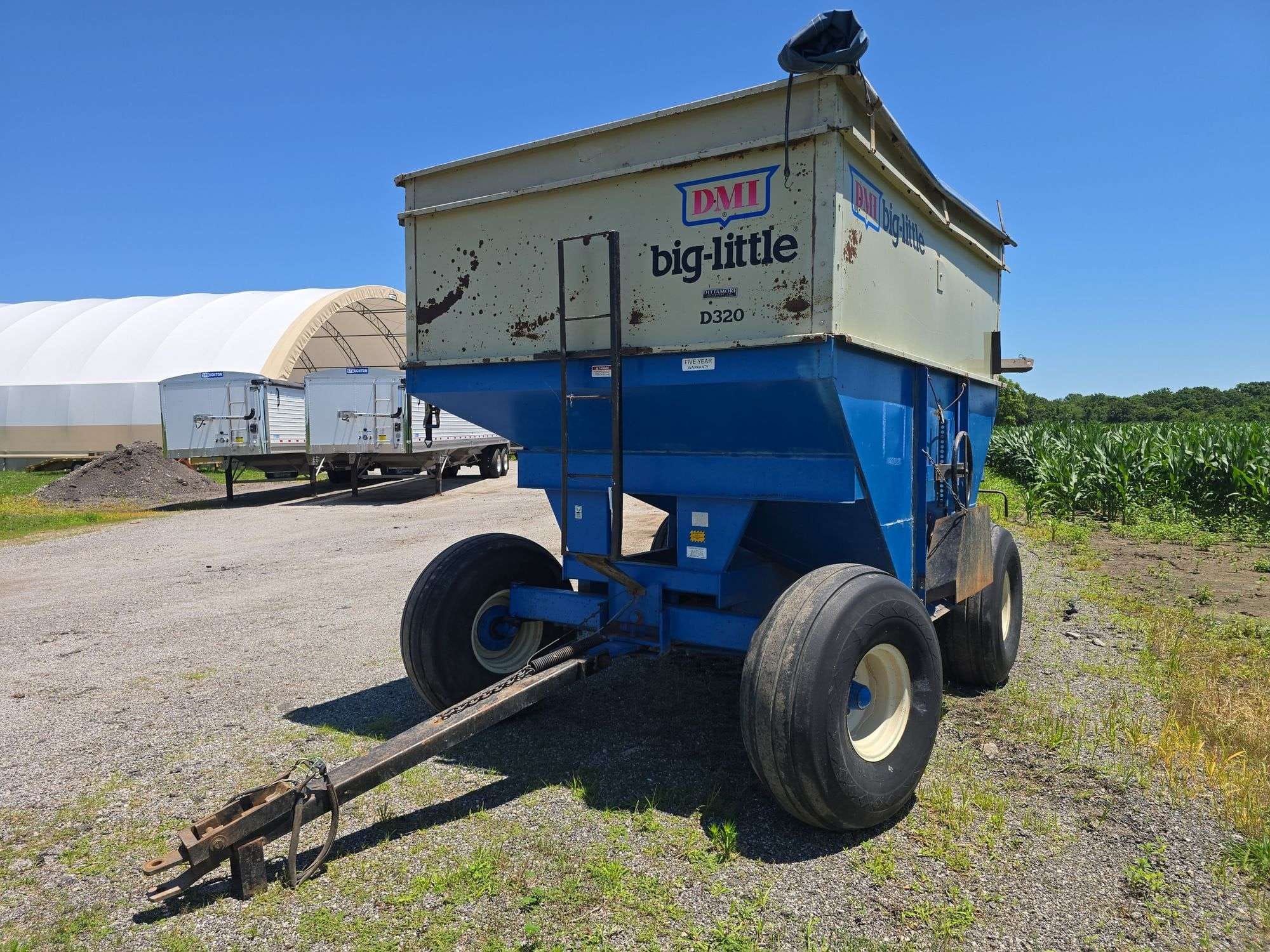 DMI D320 Equipment Image0
