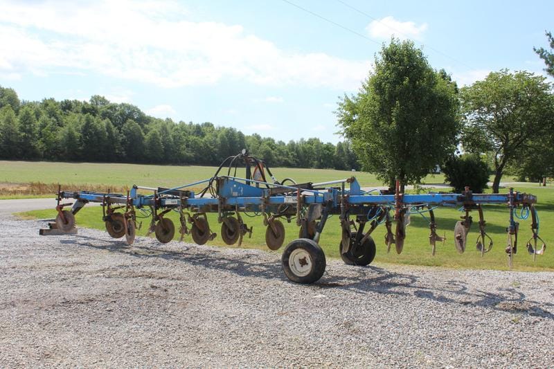 DMI 3200 Equipment Image0