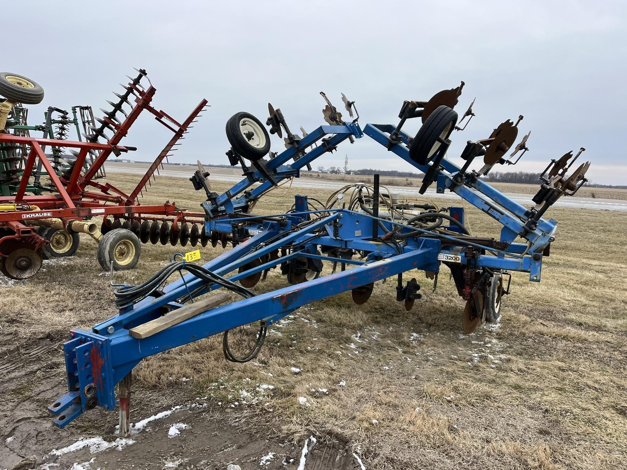 DMI 3200 Equipment Image0