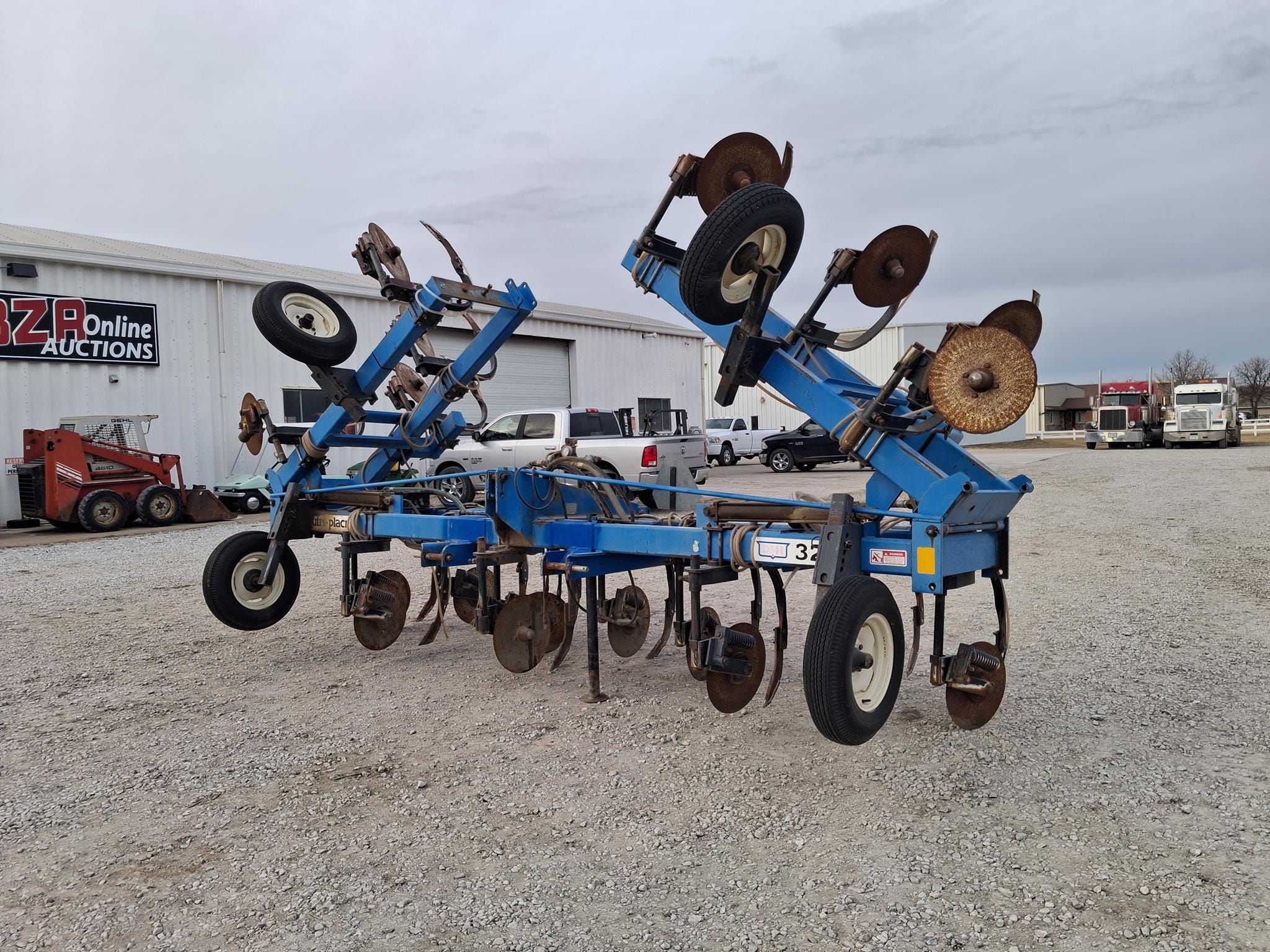 DMI 3250 Equipment Image0