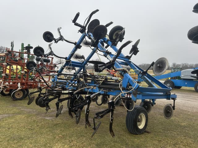 Image of DMI 4100 equipment image 4