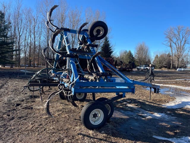 Image of DMI 4100 equipment image 3